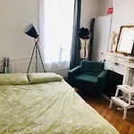Romantic & Charming 2Br Apartment In Montmartre!!